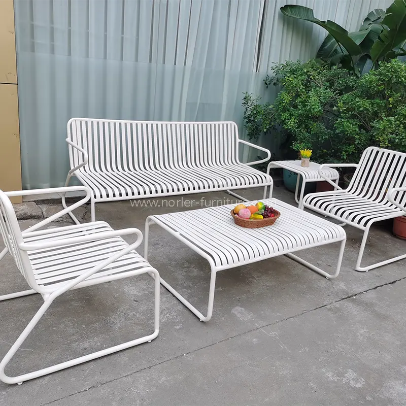 کیا موسم سرما میں بیرونی صوفوں کو چھوڑ دیا جاسکتا ہے؟ کیا موسم سرما میں بیرونی صوفوں کو چھوڑ دیا جاسکتا ہے؟